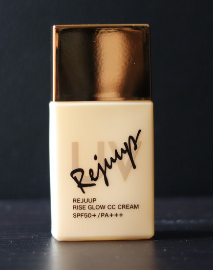 【新商品】RISE GLOW CC CREAM（SPF50+）塗るだけで整う仕上がり